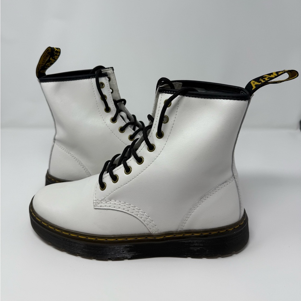 Dr. Martens White Leather Combat Boots Classic Doc Martens EUC Unisex - Picture 2 of 14